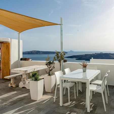 Akron Cliff Suite Fira  Extérieur photo