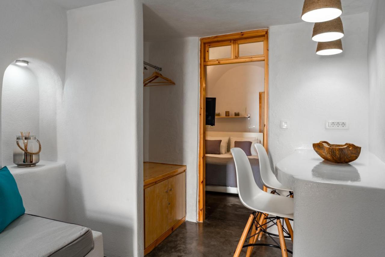 Akron Cliff Suite Fira  Extérieur photo
